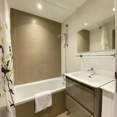 T3 Le Trianon Climatise Et Vue Mer Apartman Antibes